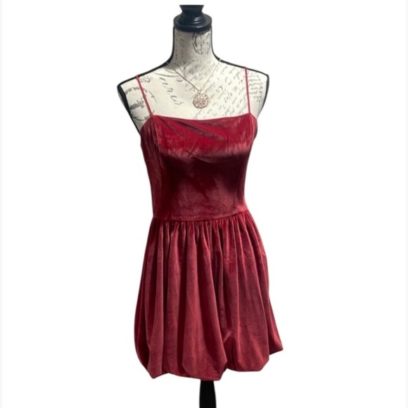 Abercrombie & Fitch Dresses & Skirts - 1067 Abercrombie and Fitch Red Velvet Spaghetti Strap Dress
